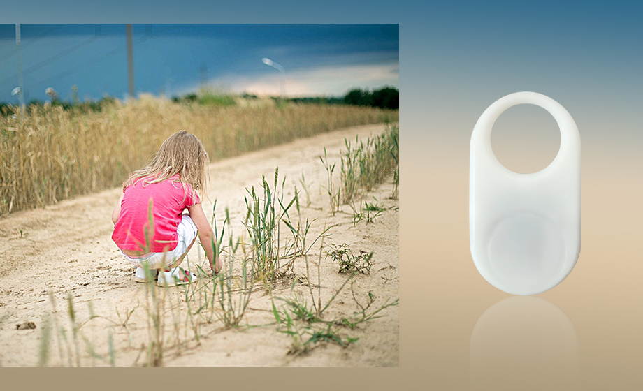 uwb Child Loss Prevention Locator produces powerful tools to keep children safe uwb Child Loss Prevention Locator produces powerful tools to keep children safe